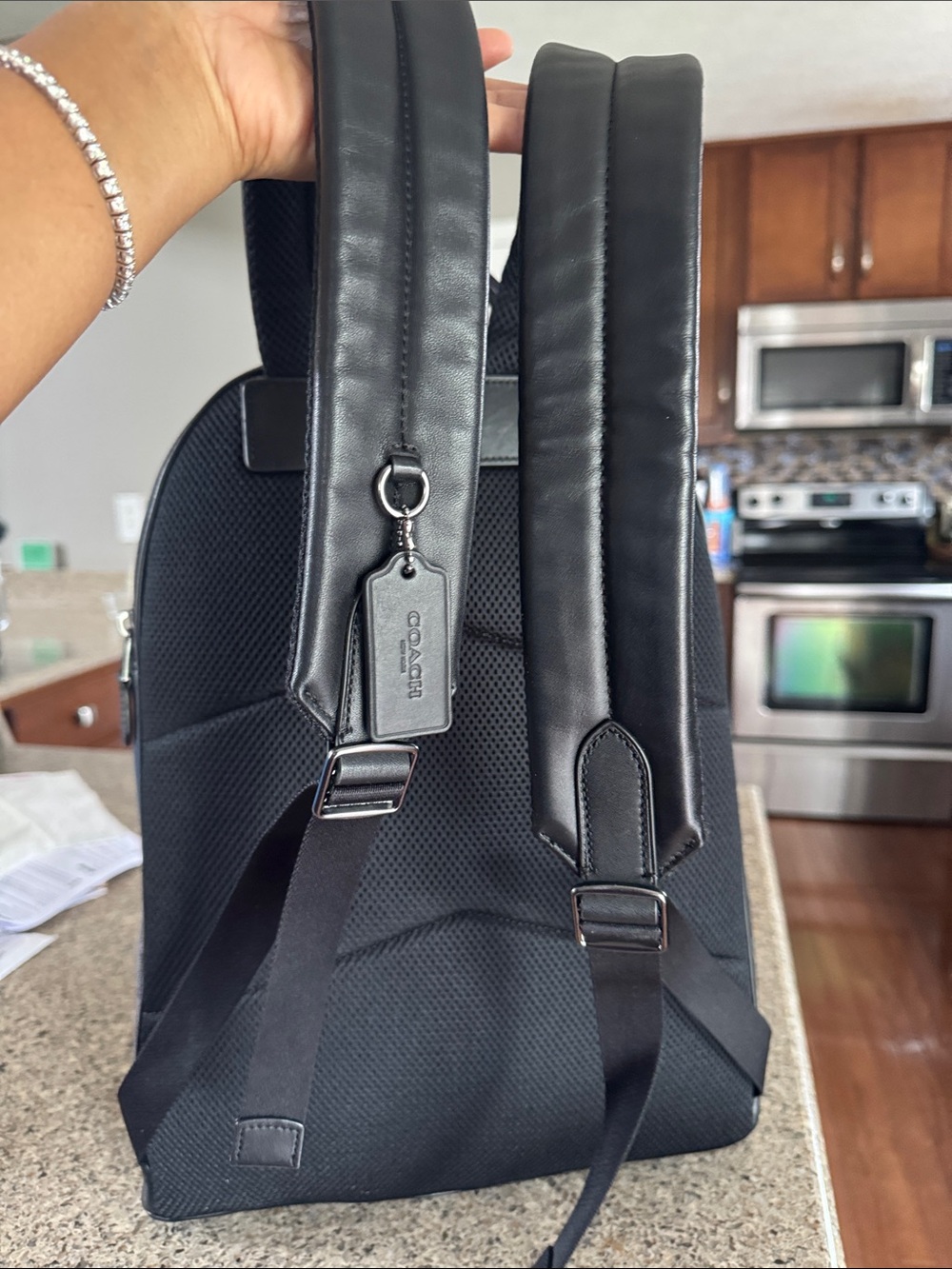 😎Coach Men's Signature Canvas Backpack in Gray !! EUC good condition 😎 - Picture 12 of 13